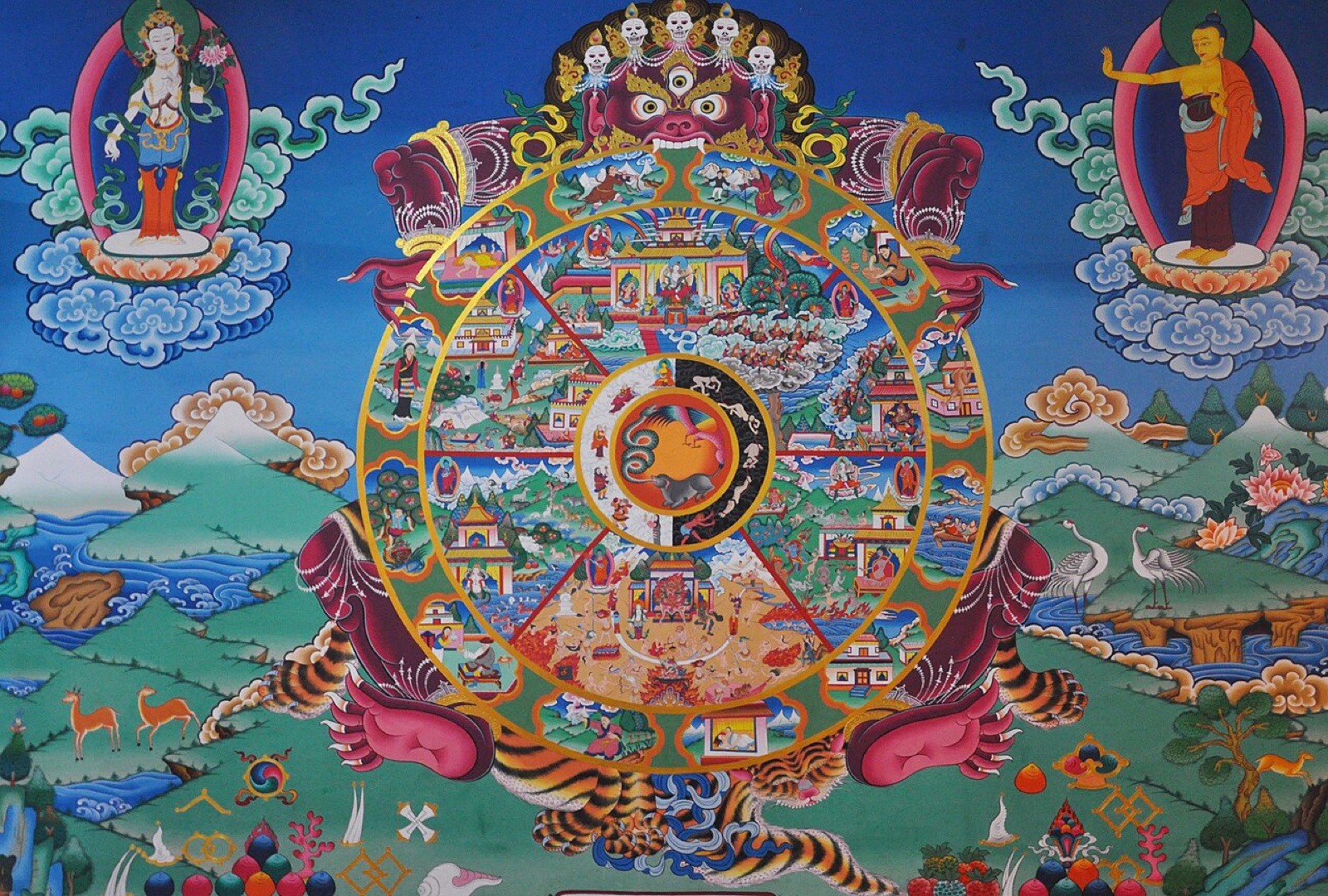 藏傳佛教的生死輪（Bhavachakra），把輪迴的各道畫成一只被閻魔抱住的輪子。Wheel of Life, Luca Galuzzi, CC BY-SA 3.0